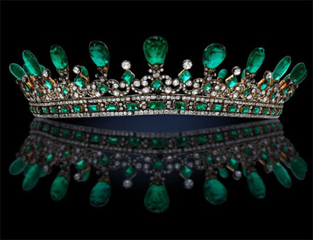  Emerald-and-Diamond-Tiara