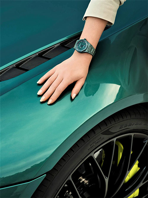 Laureato-Green-Ceramic-Aston-Martin-Edition-min