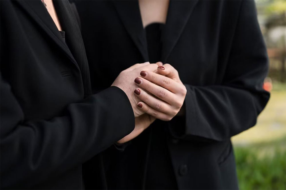 آداب-معاشرت-همدردی